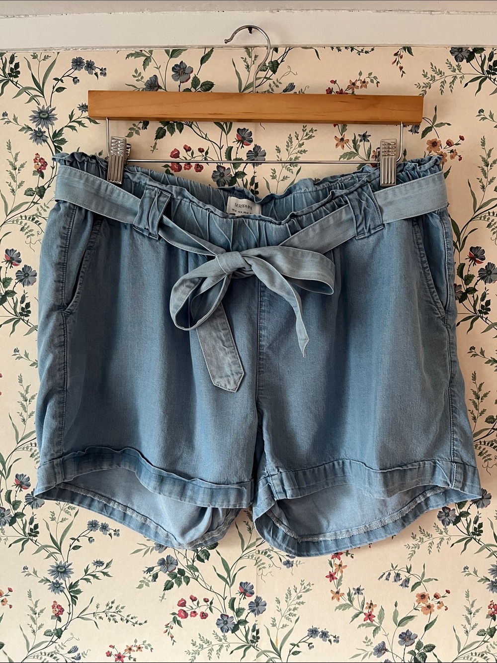 Seraphine Chambray blue denim paper bag stretchy maternity shorts